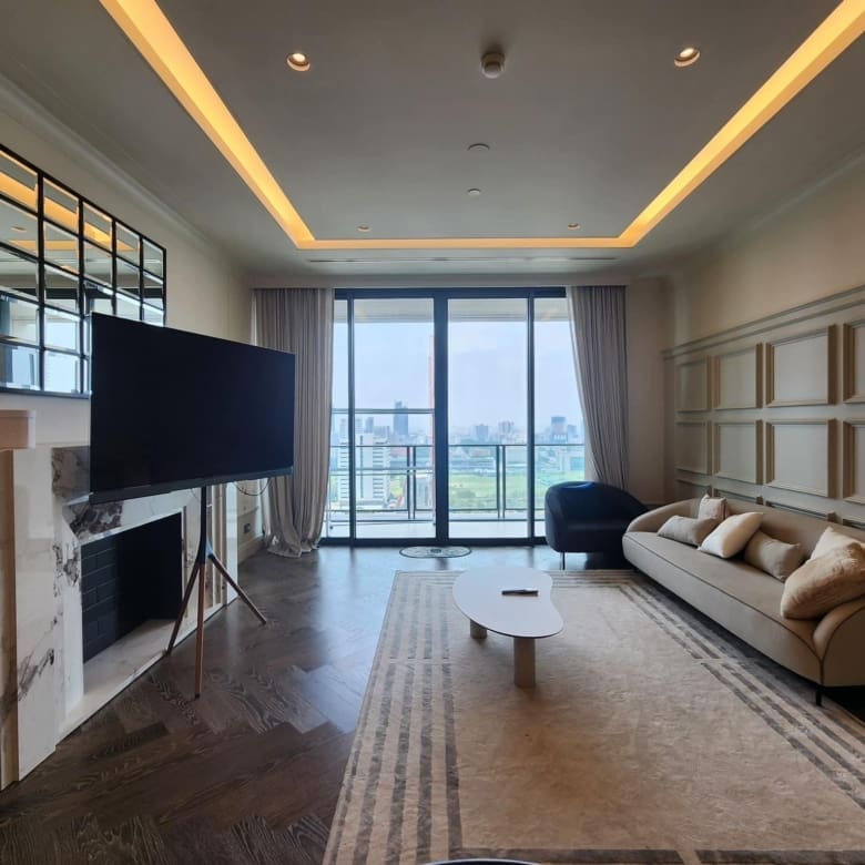 The Residences at Sindhorn Kempinski