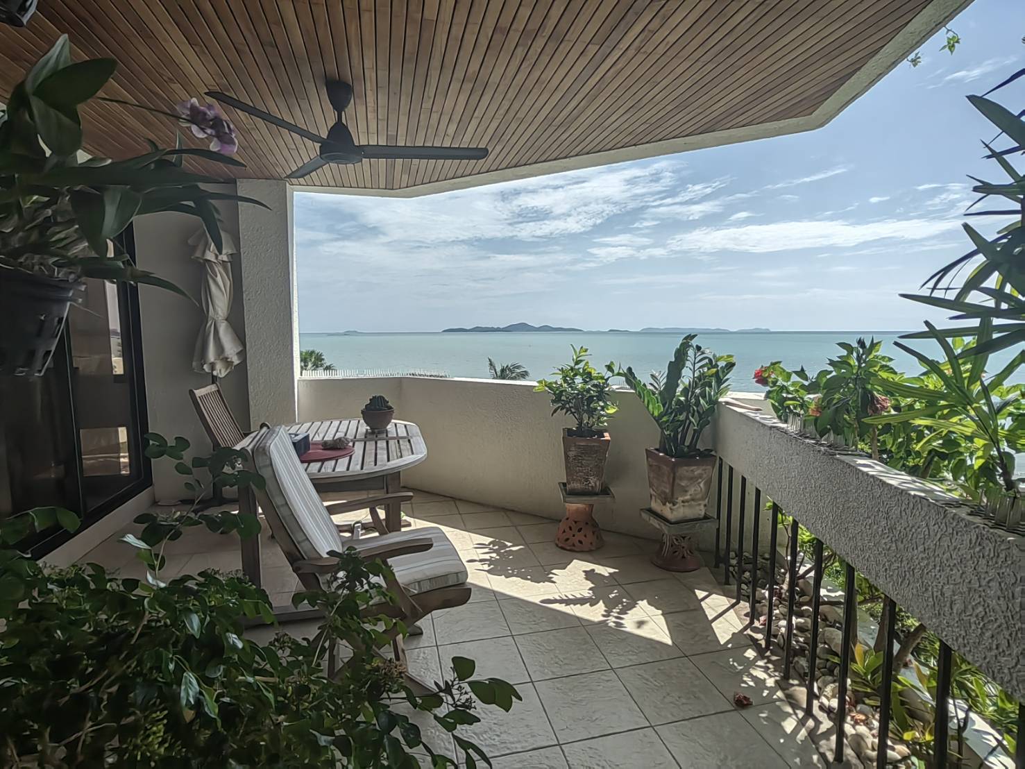 Garden Cliff condominiums