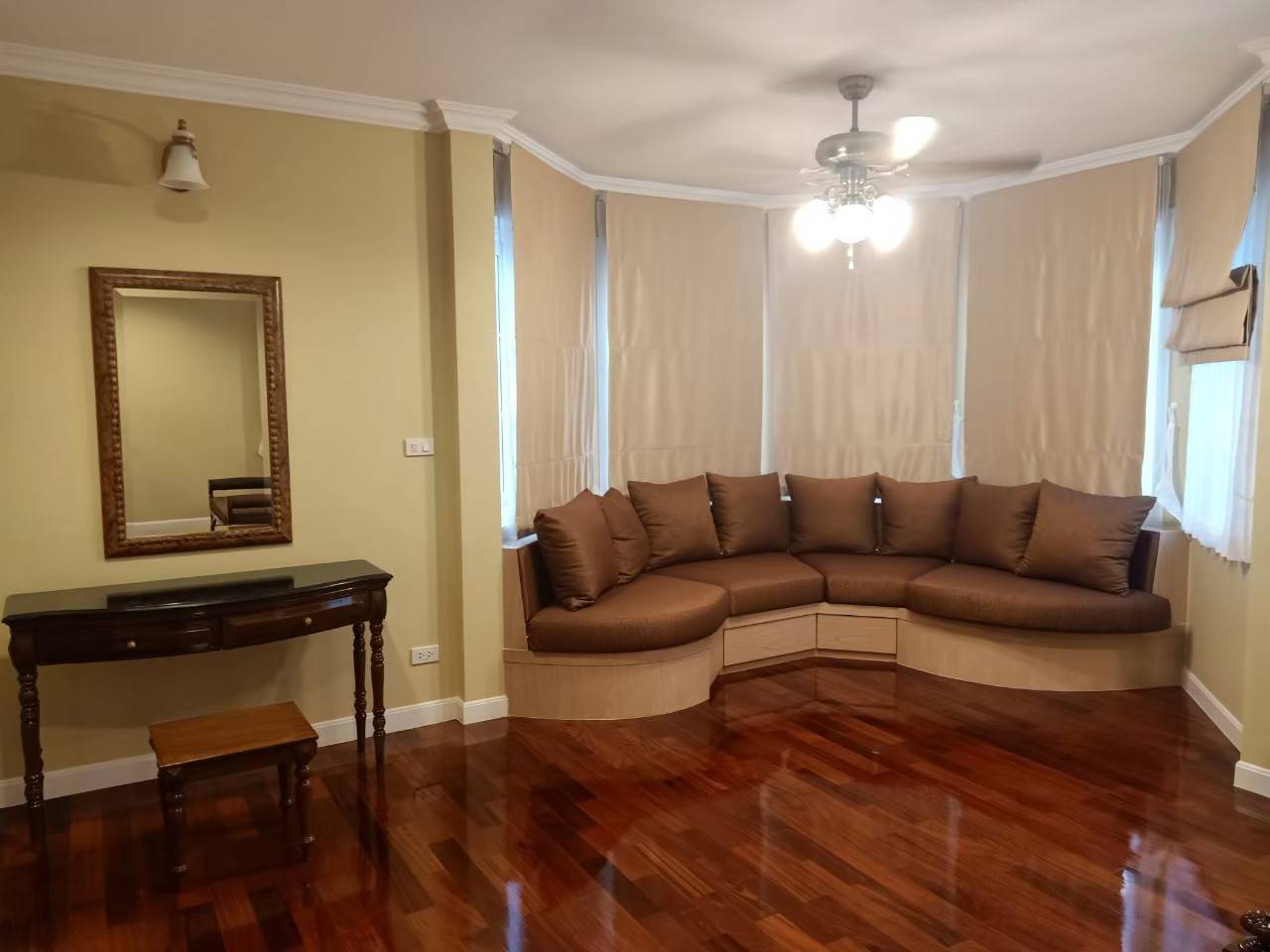 Fantasia Villa 4