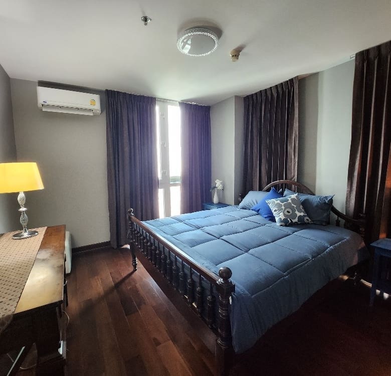 IDEO Sathorn-Taksin