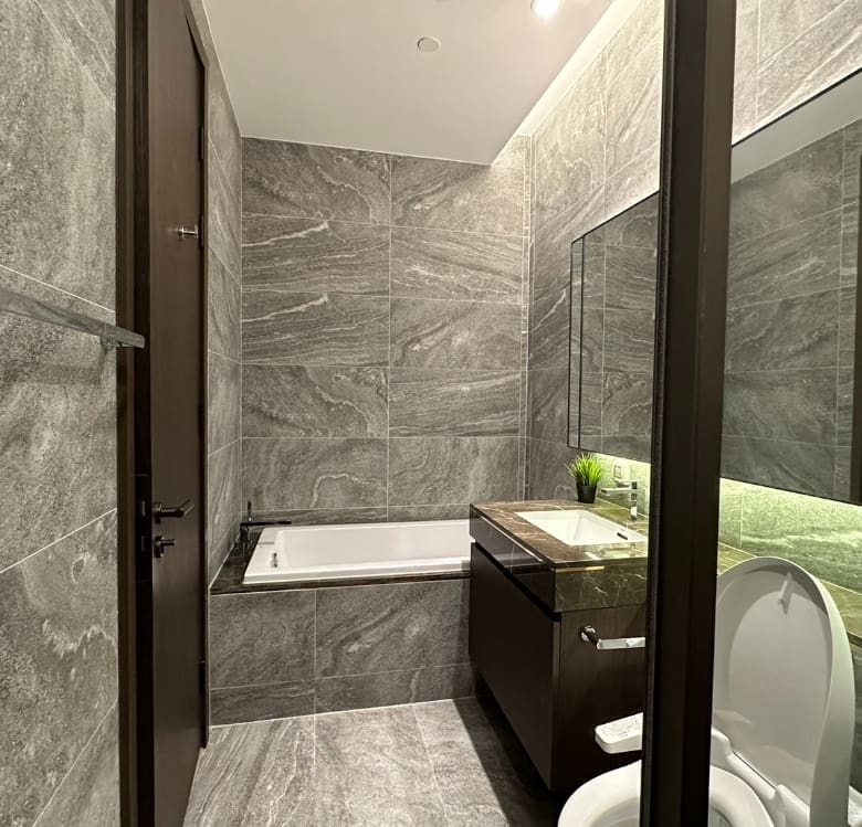 The Esse Sukhumvit 36