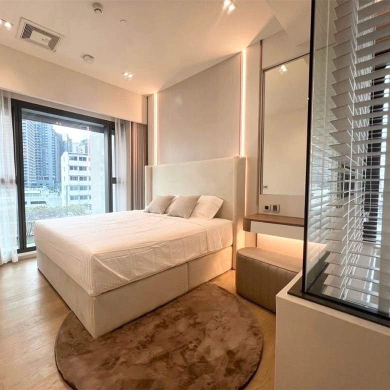 The Strand Thonglor