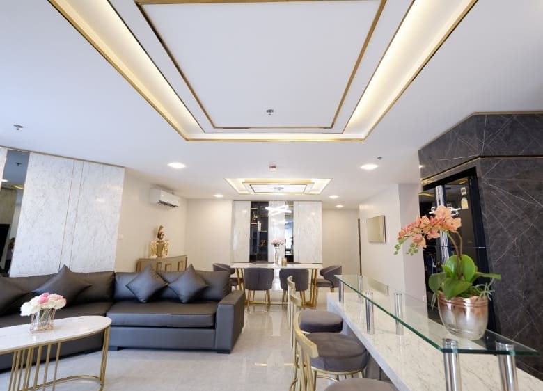 Belle Grand Rama 9