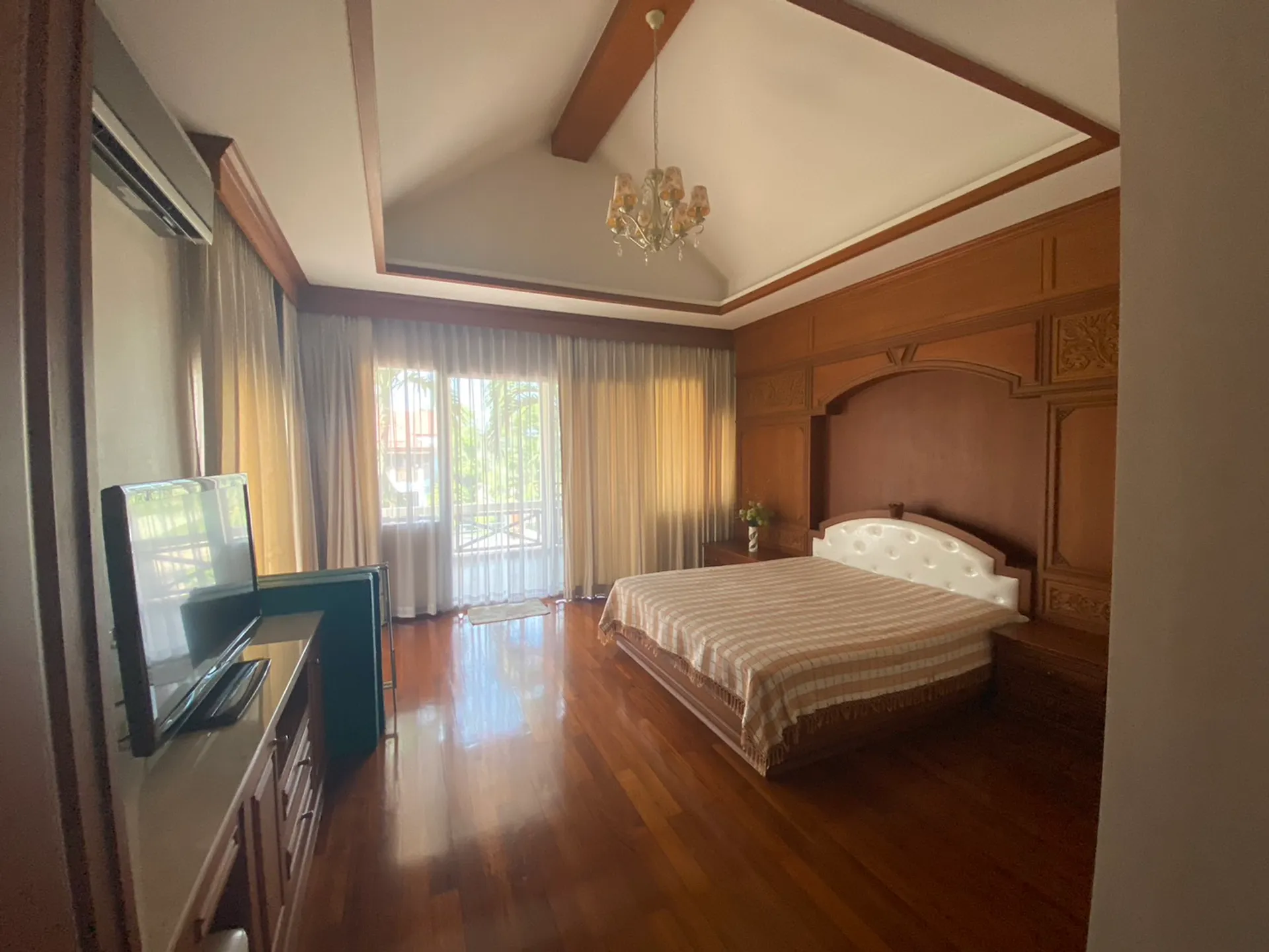 Jomtien Yacht Club 3