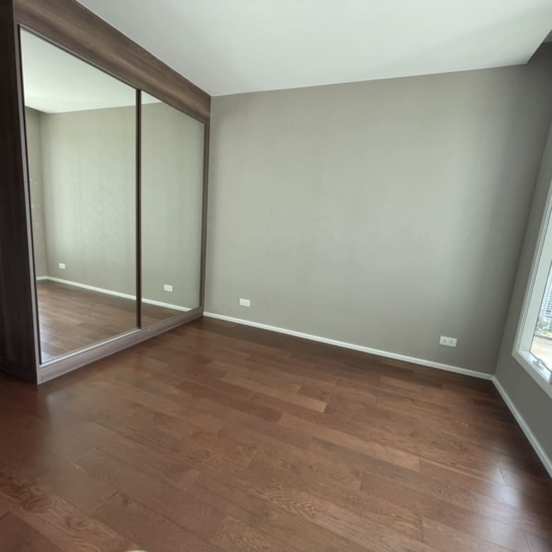 Menam Residences