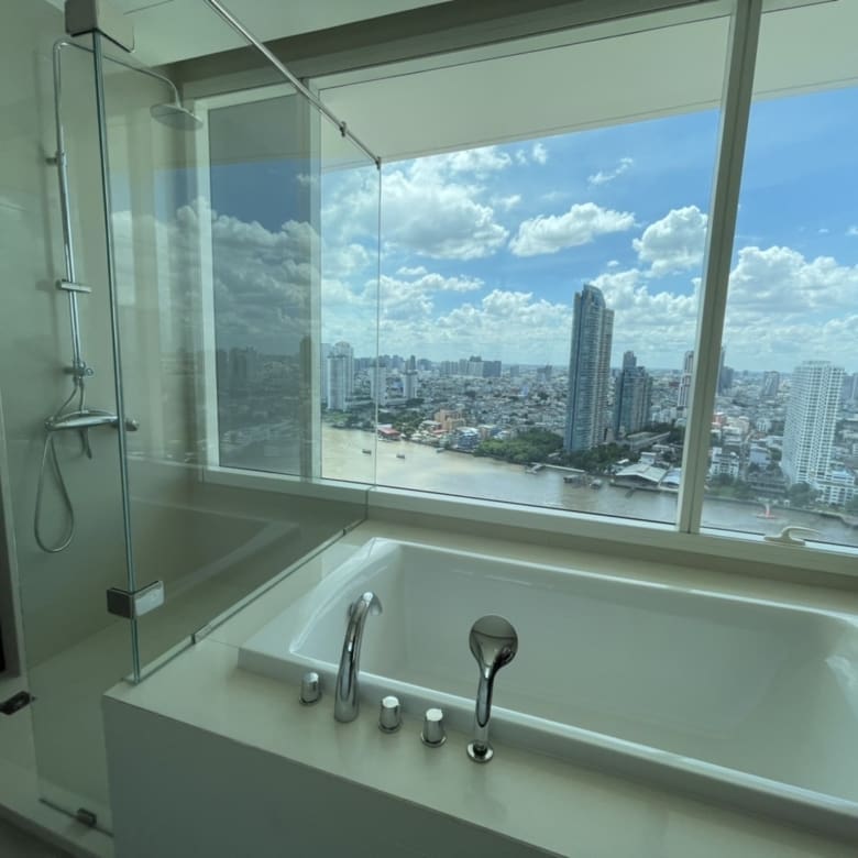 Menam Residences