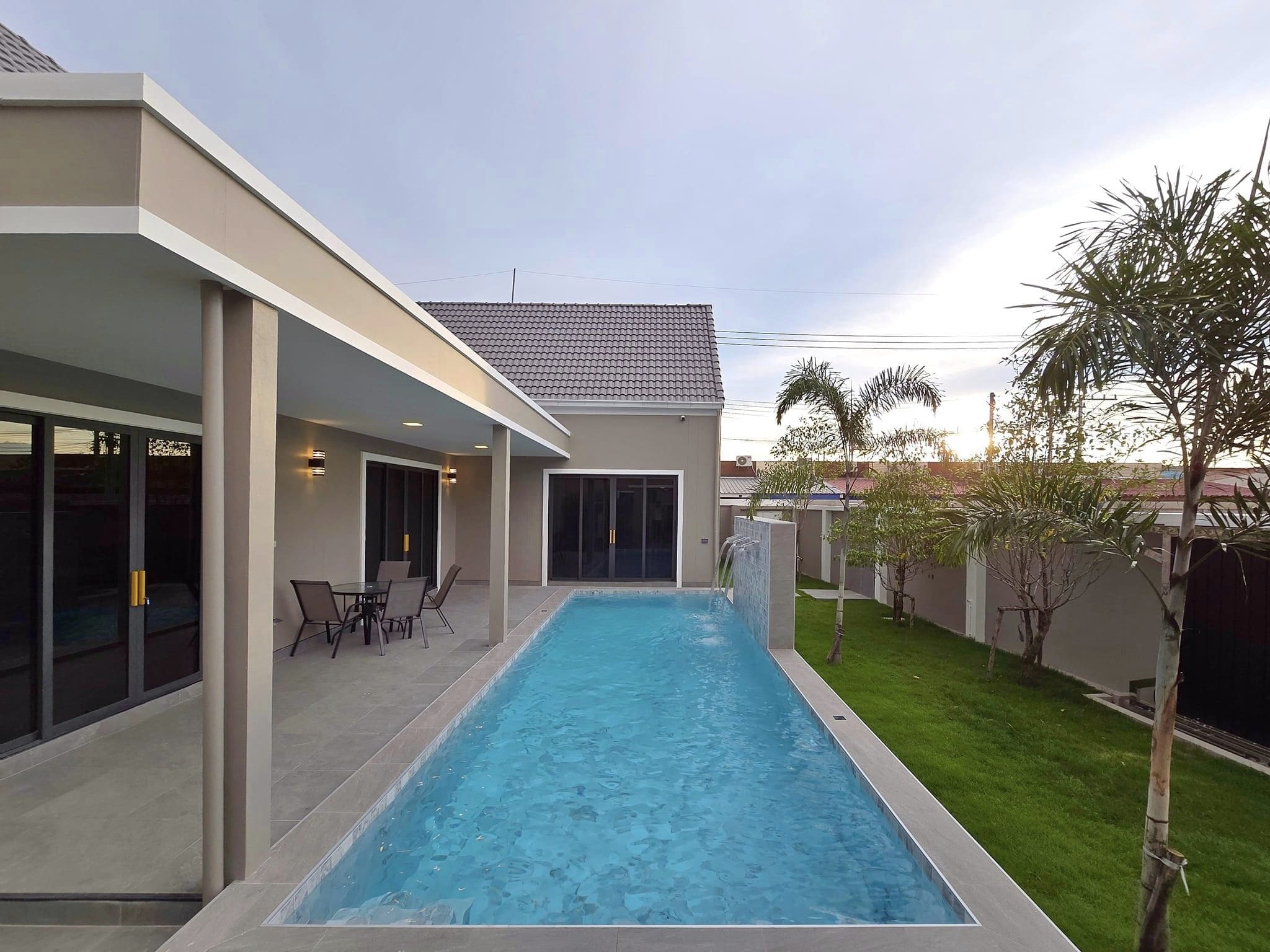 Parkside Pool Villas