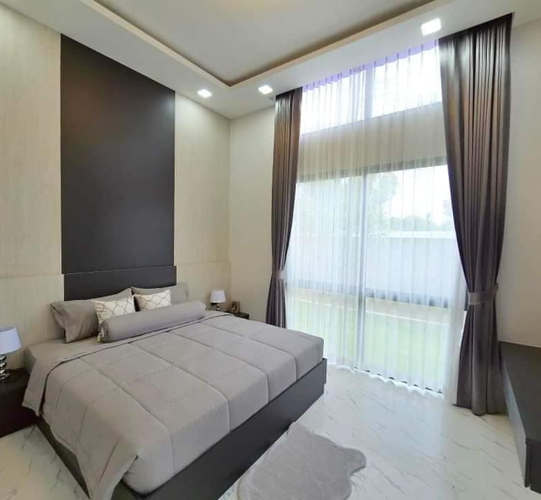 Parkside Pool Villas