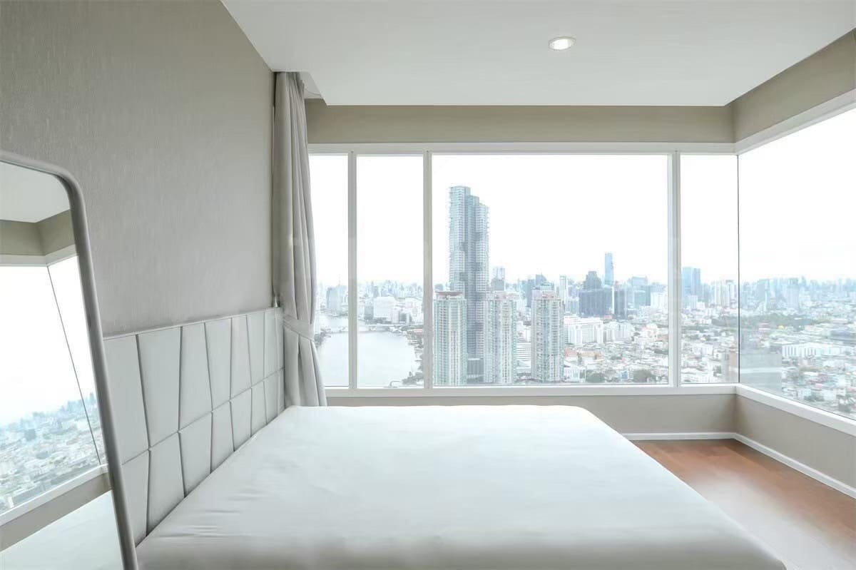 Menam Residences