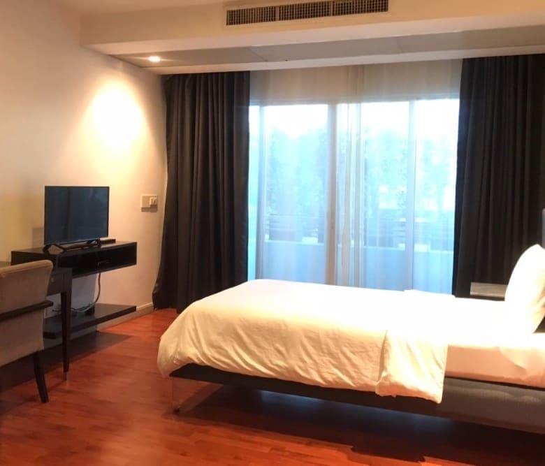 Thonglor Tower