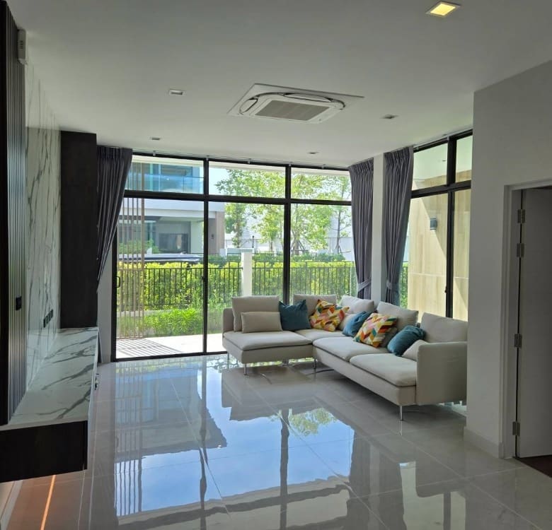 Bangkok Boulevard Bangna KM.5