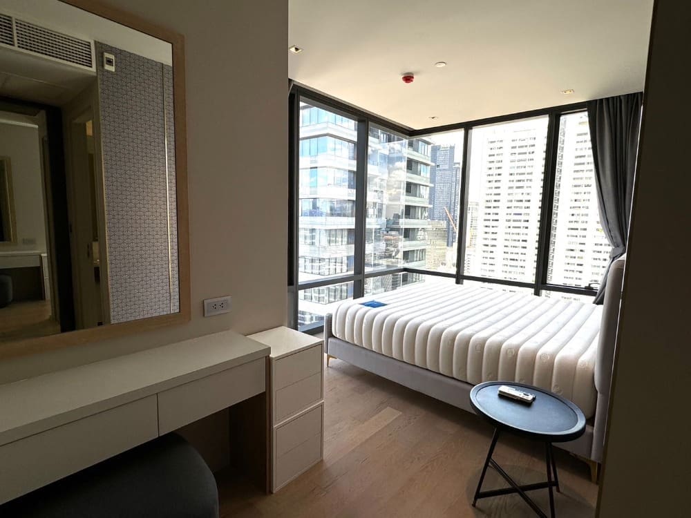ASHTON Silom