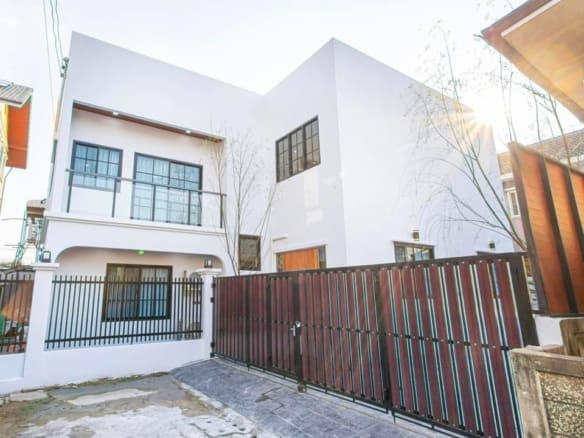 Single House Huaikwang