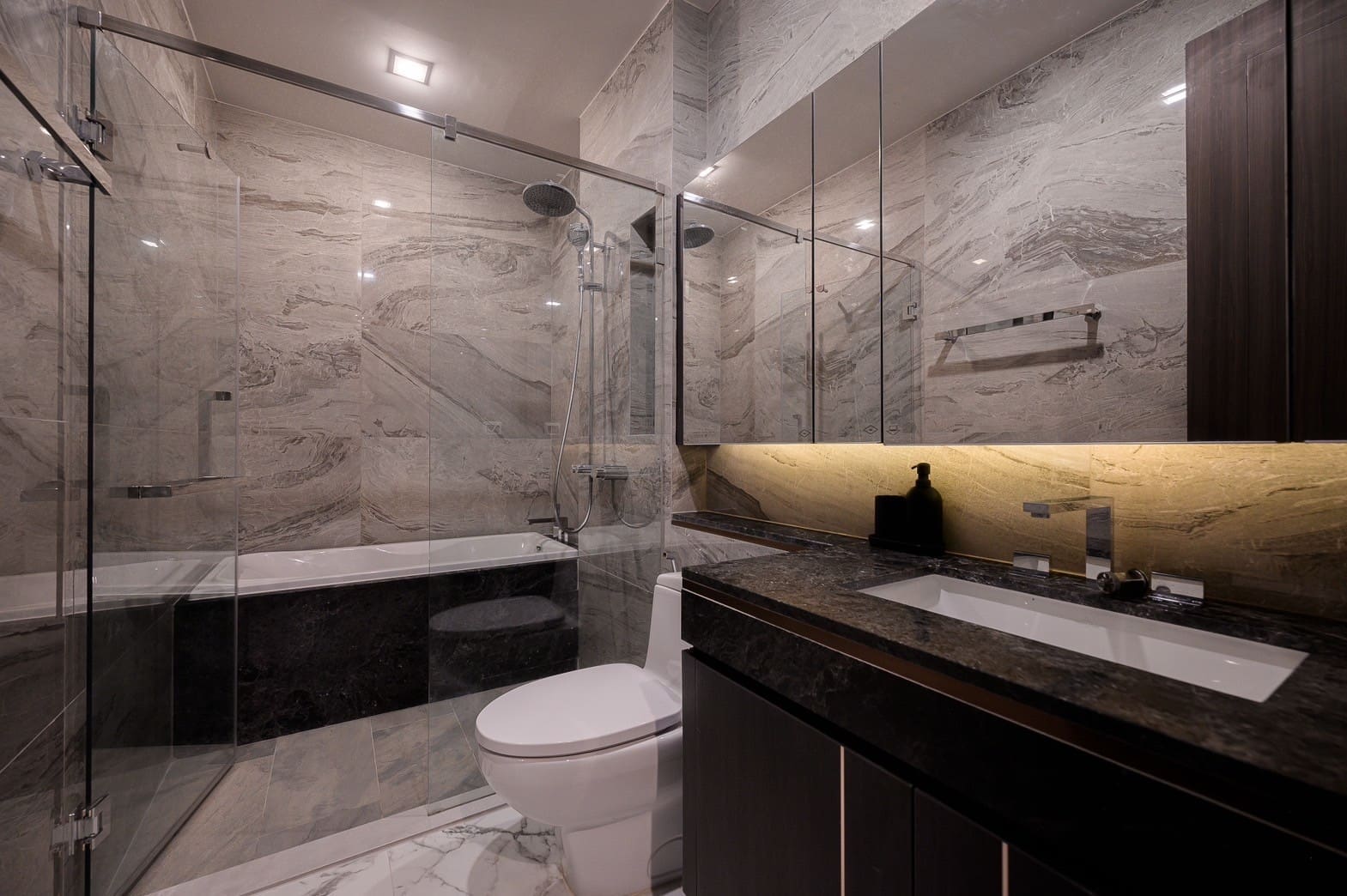 LAVIQ Sukhumvit 57