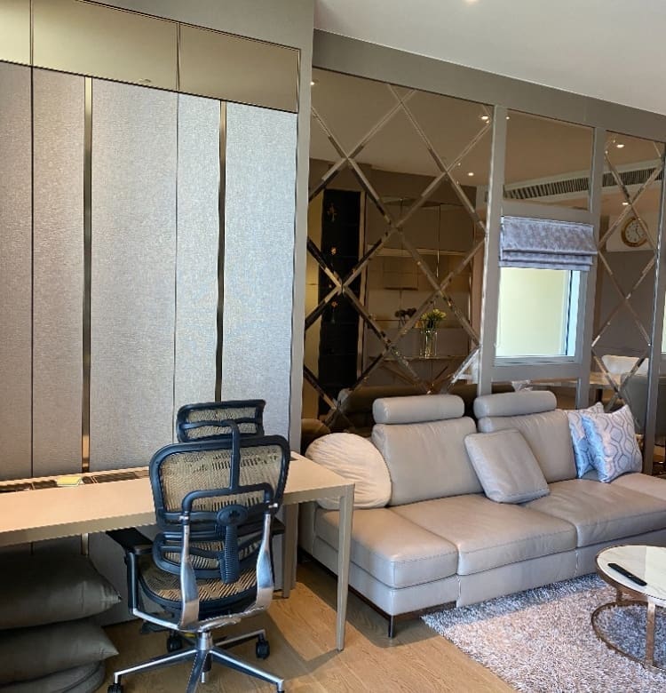 Magnolias Waterfront Residences