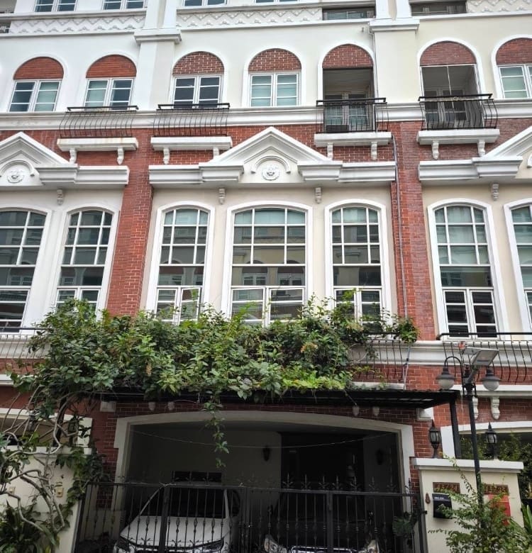 Townhouse Sathorn 1
