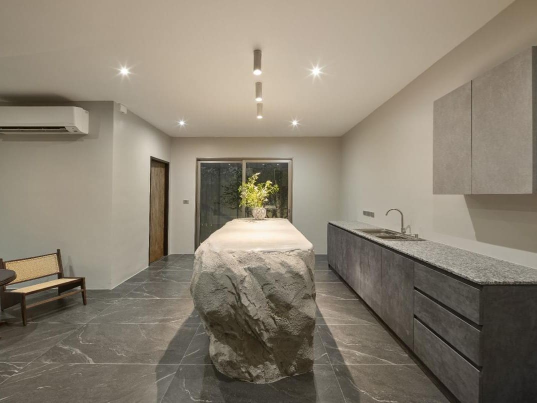 Single House Ratchada 42