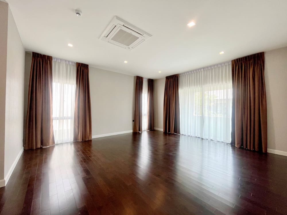 Grand Bangkok Boulevard Krungthepkritha