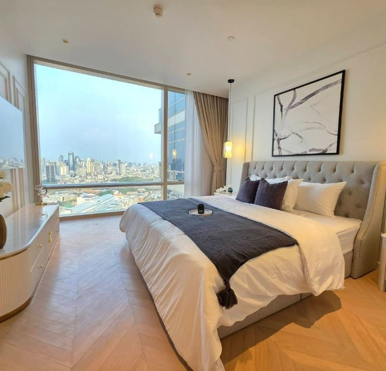 Four Seasons Private Residences