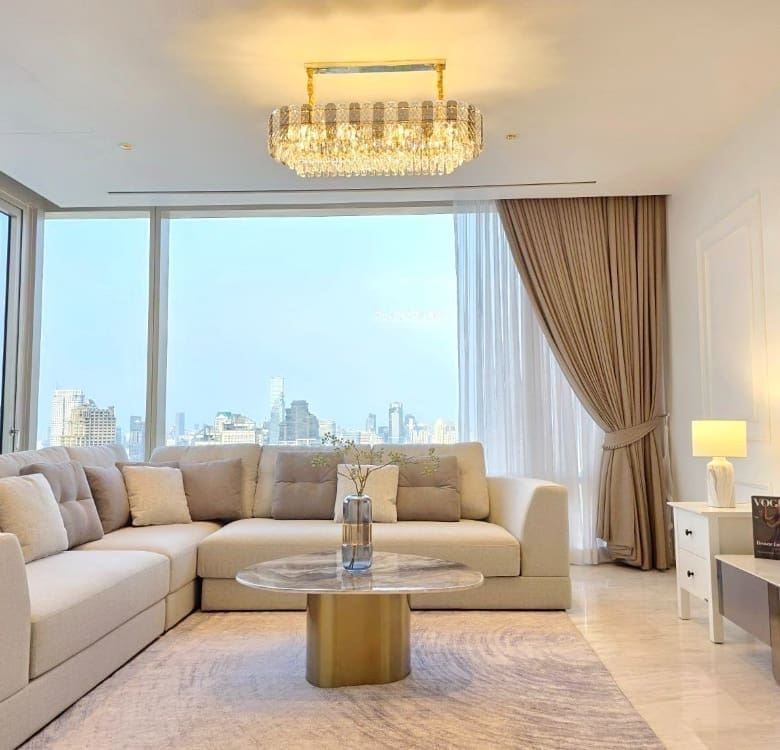Four Seasons Private Residences
