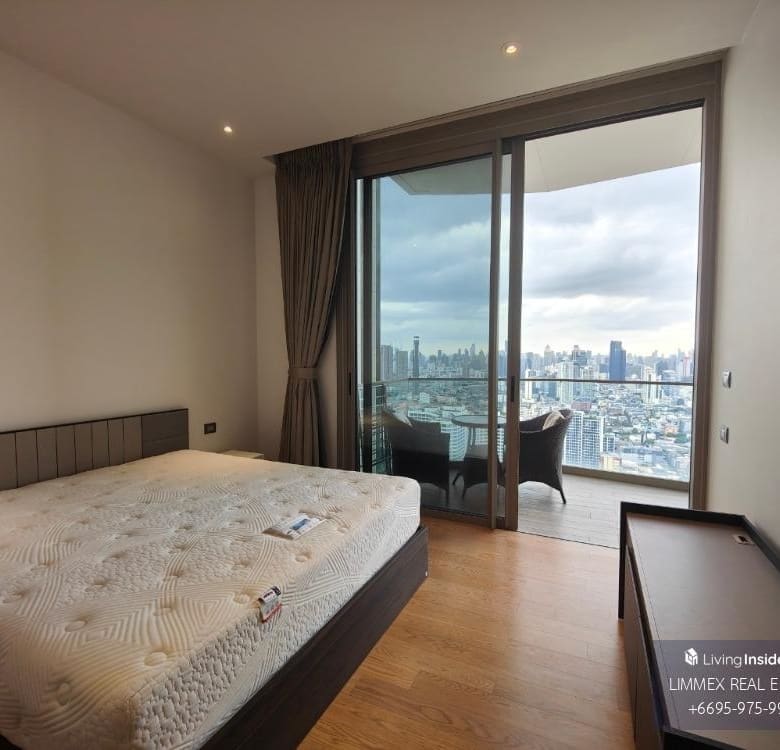 Magnolias Waterfront Residences