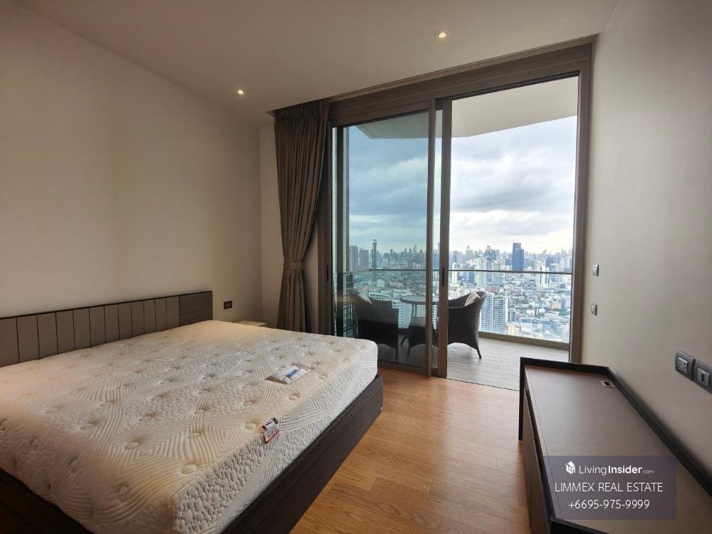Magnolias Waterfront Residences