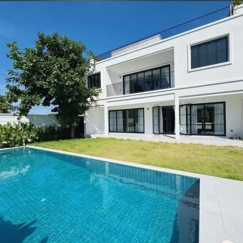 Luxury House for Rent in Mabprachan Lake