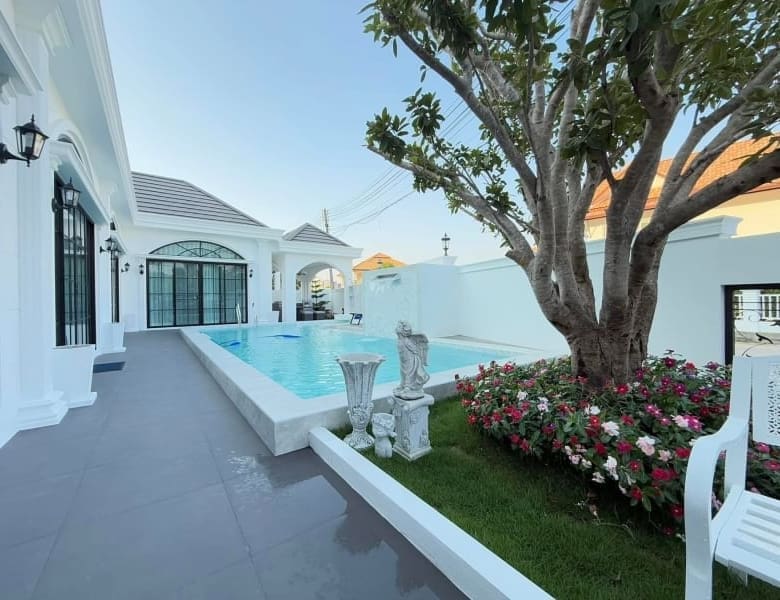 Pool villa for Sale in Siam Country Club Pattaya
