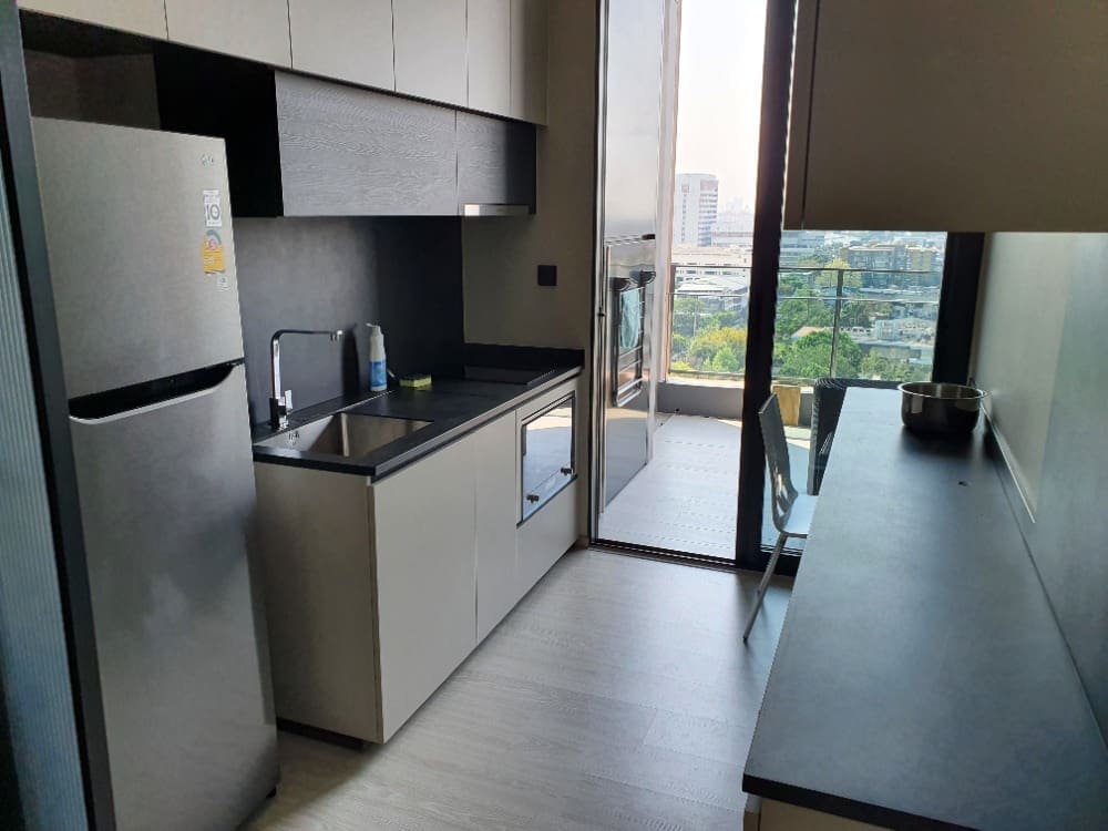 The Room Sukhumvit 38