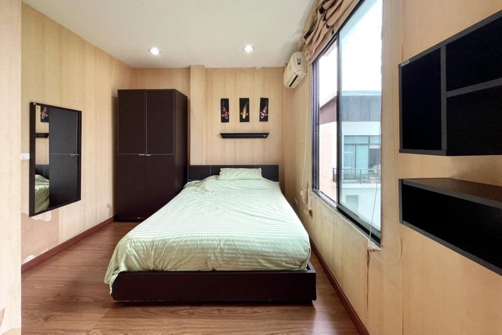 Baan Klang Krung Office Park Bangna