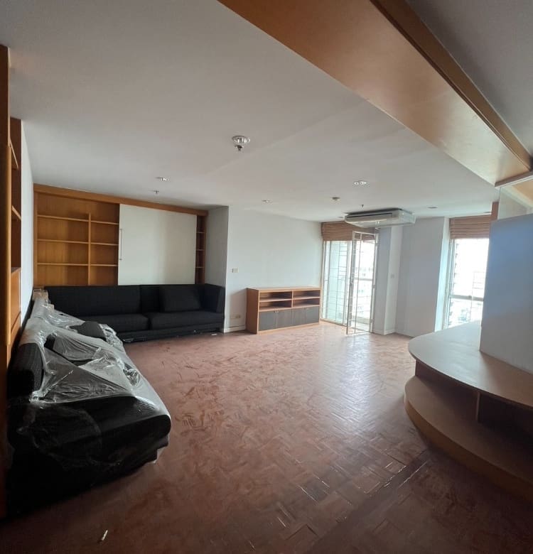 Silom Suite
