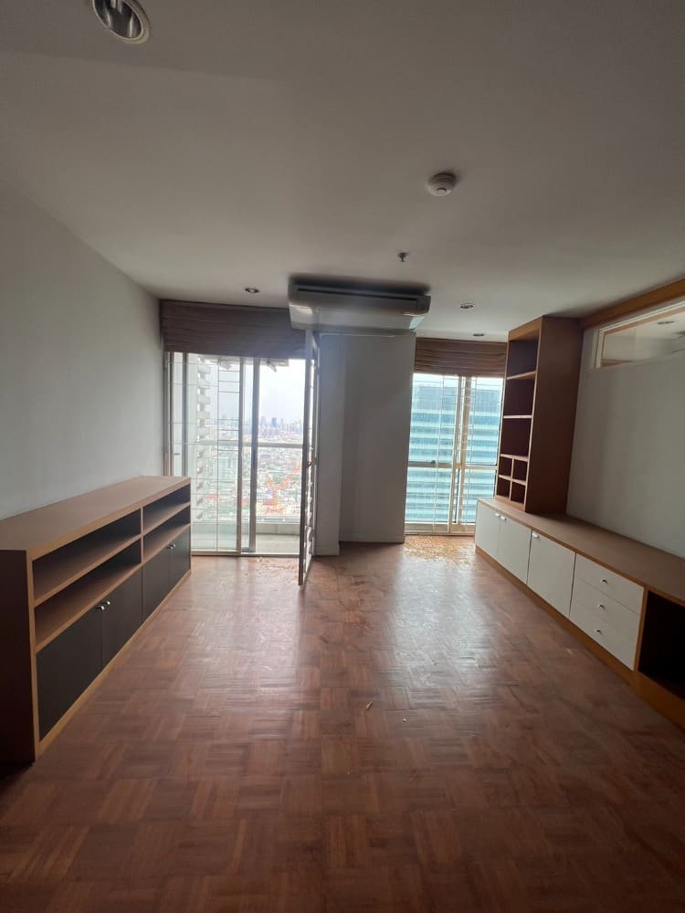 Silom Suite