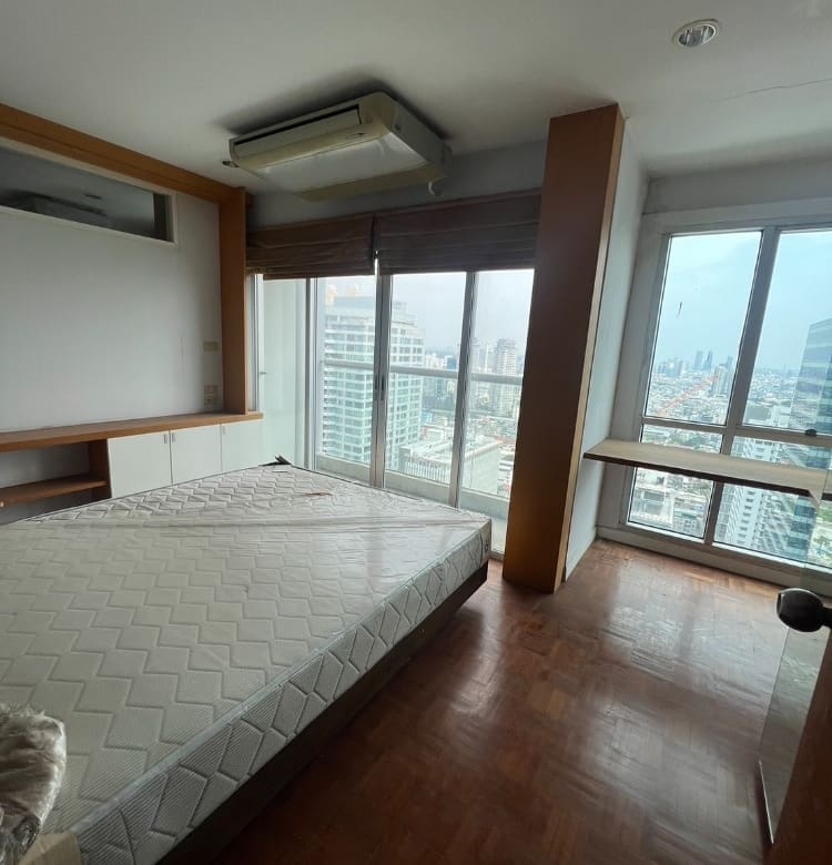 Silom Suite
