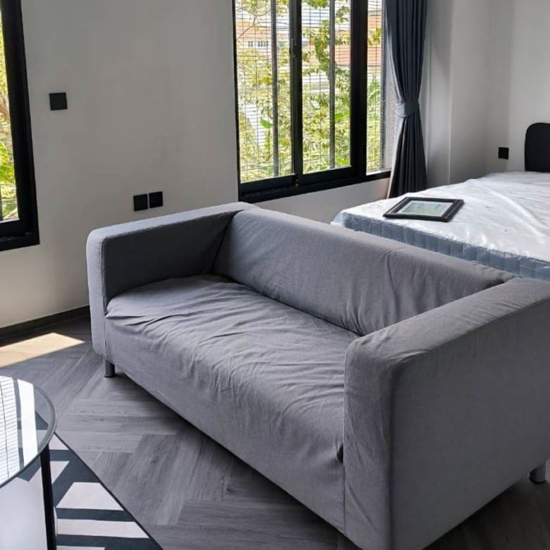 L SCAPE Ratchada 20