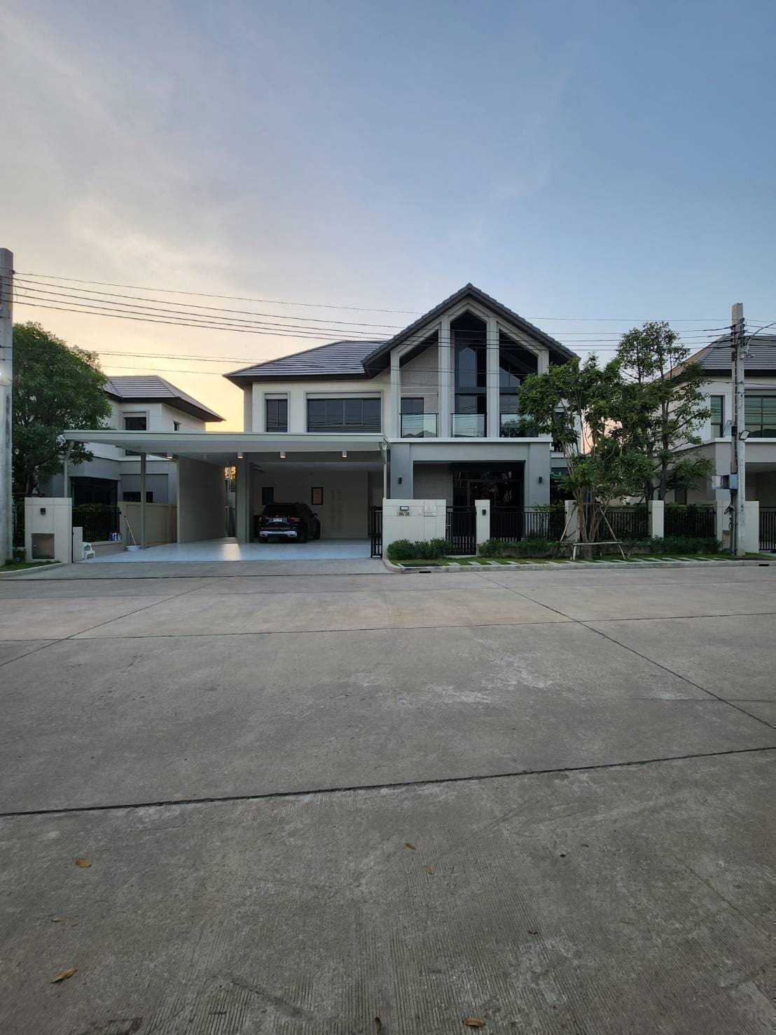 454001 Bangkok Boulevard Ramintra-Watcharapol