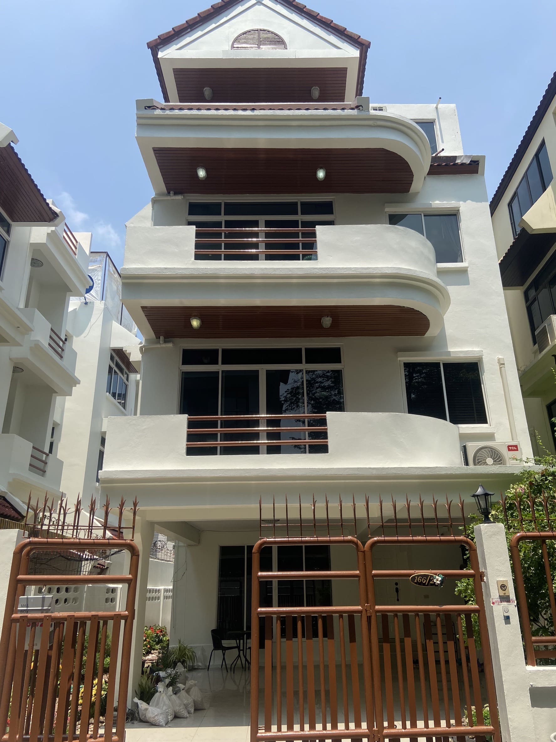 Single House Sukhumvit 31