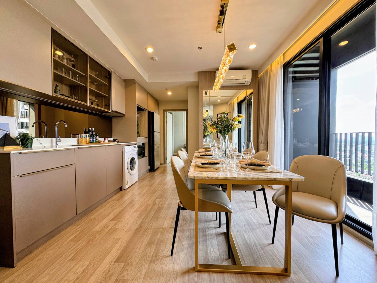 555517 IDEO Mobi Sukhumvit Eastpoint