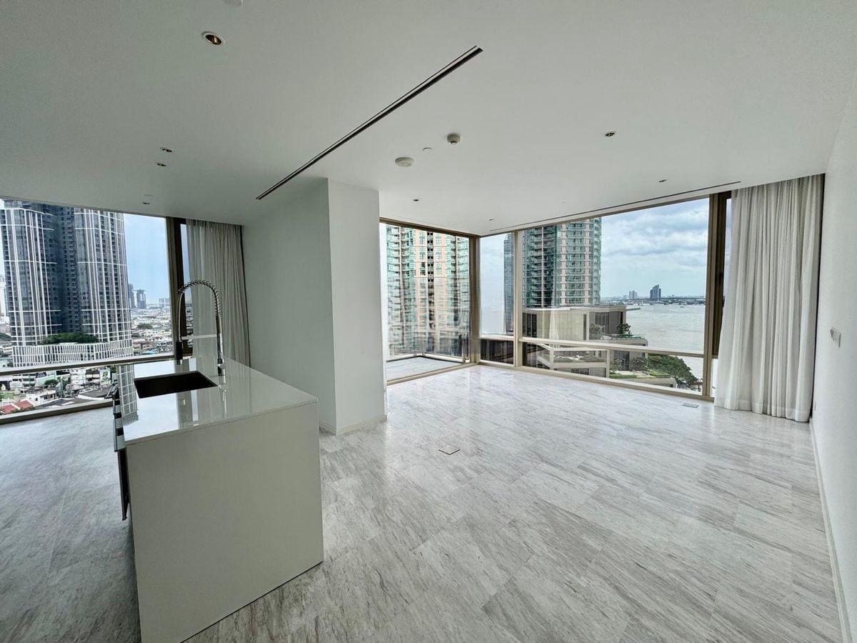 Four Seasons Private Residences