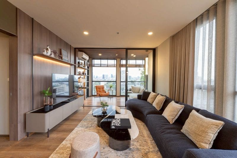 The Issara Sathorn