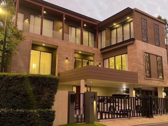 Vana Residence Rama9 – Srinakarin