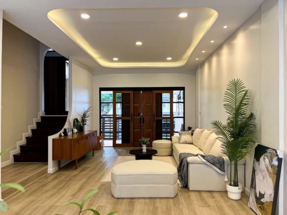 Modern Style Townhouse in Sukhumvit 71