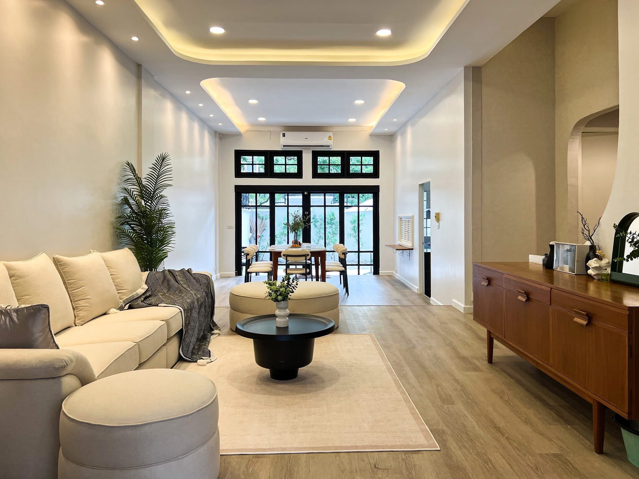 Modern Style Townhouse in Sukhumvit 71
