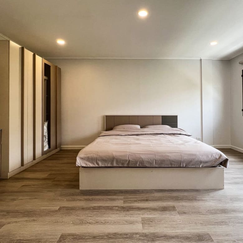 Modern Style Townhouse in Sukhumvit 71
