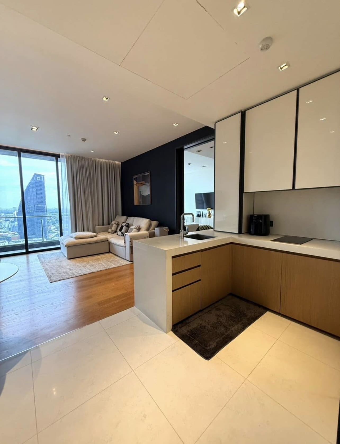 BEATNIQ Sukhumvit 32
