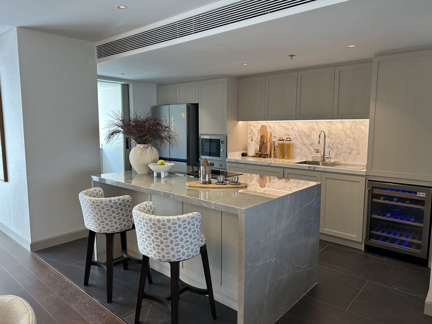 Canvas 39 The residence