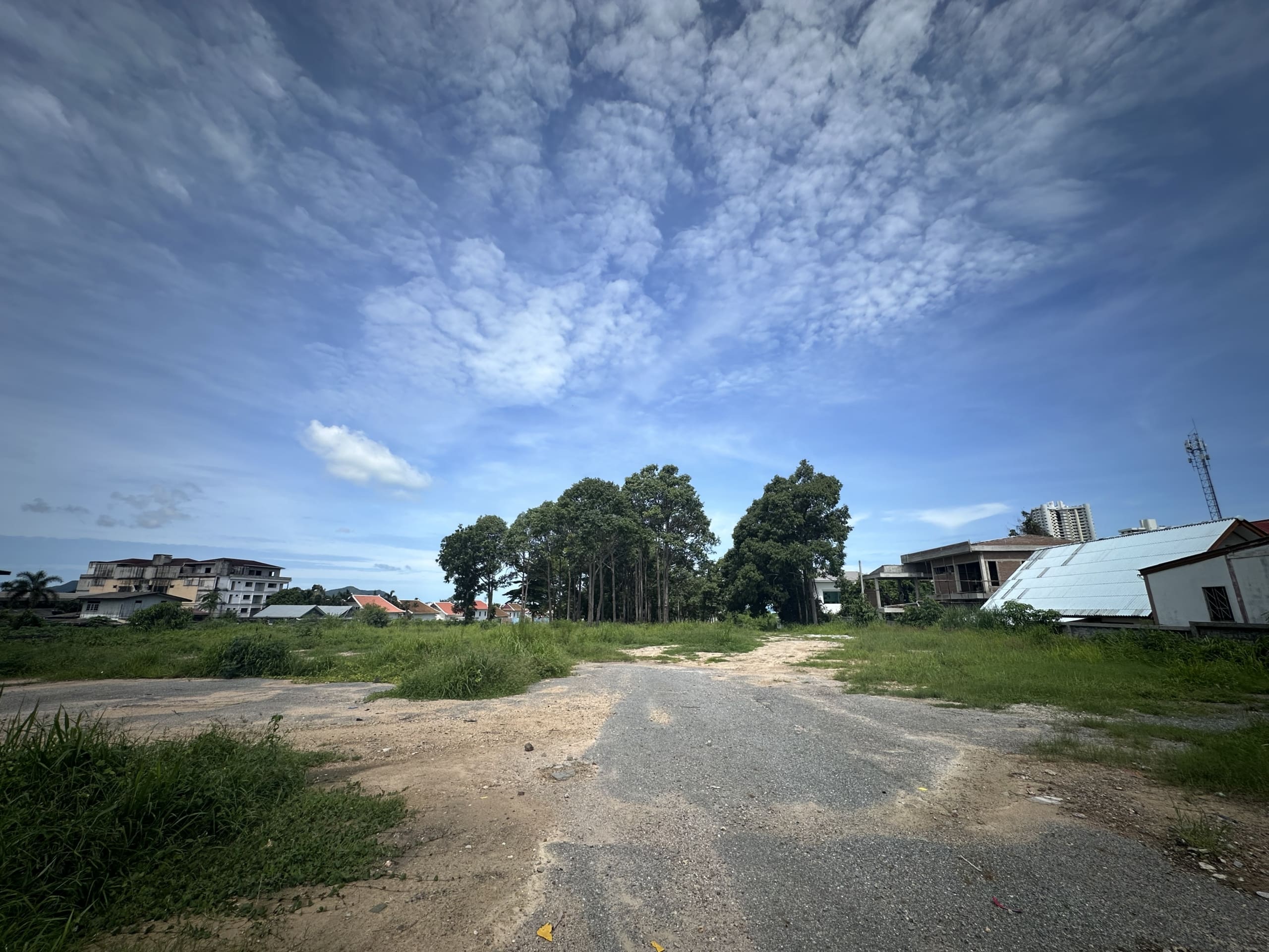 10 Rai land near Najomtien