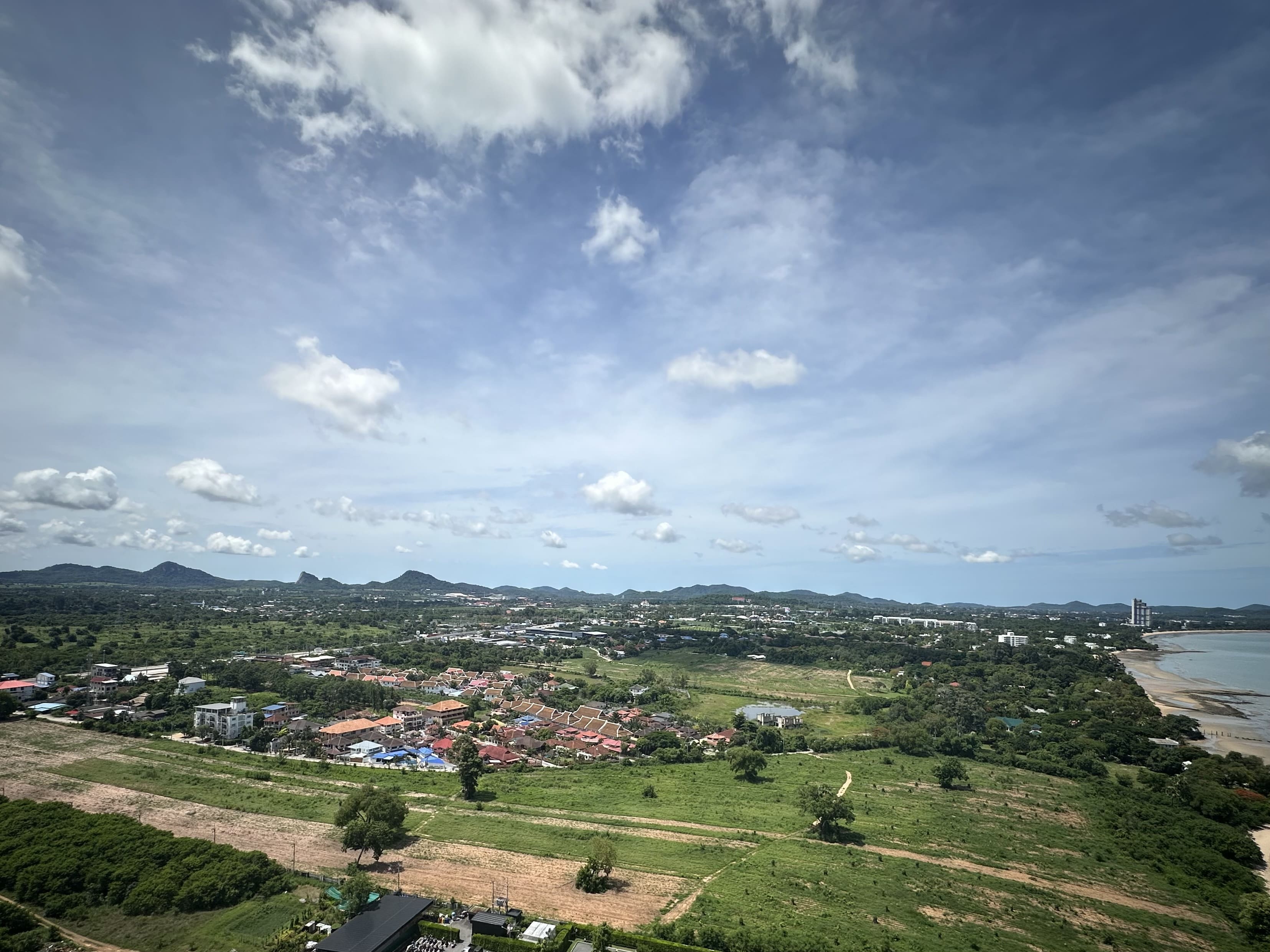 10 Rai land near Najomtien