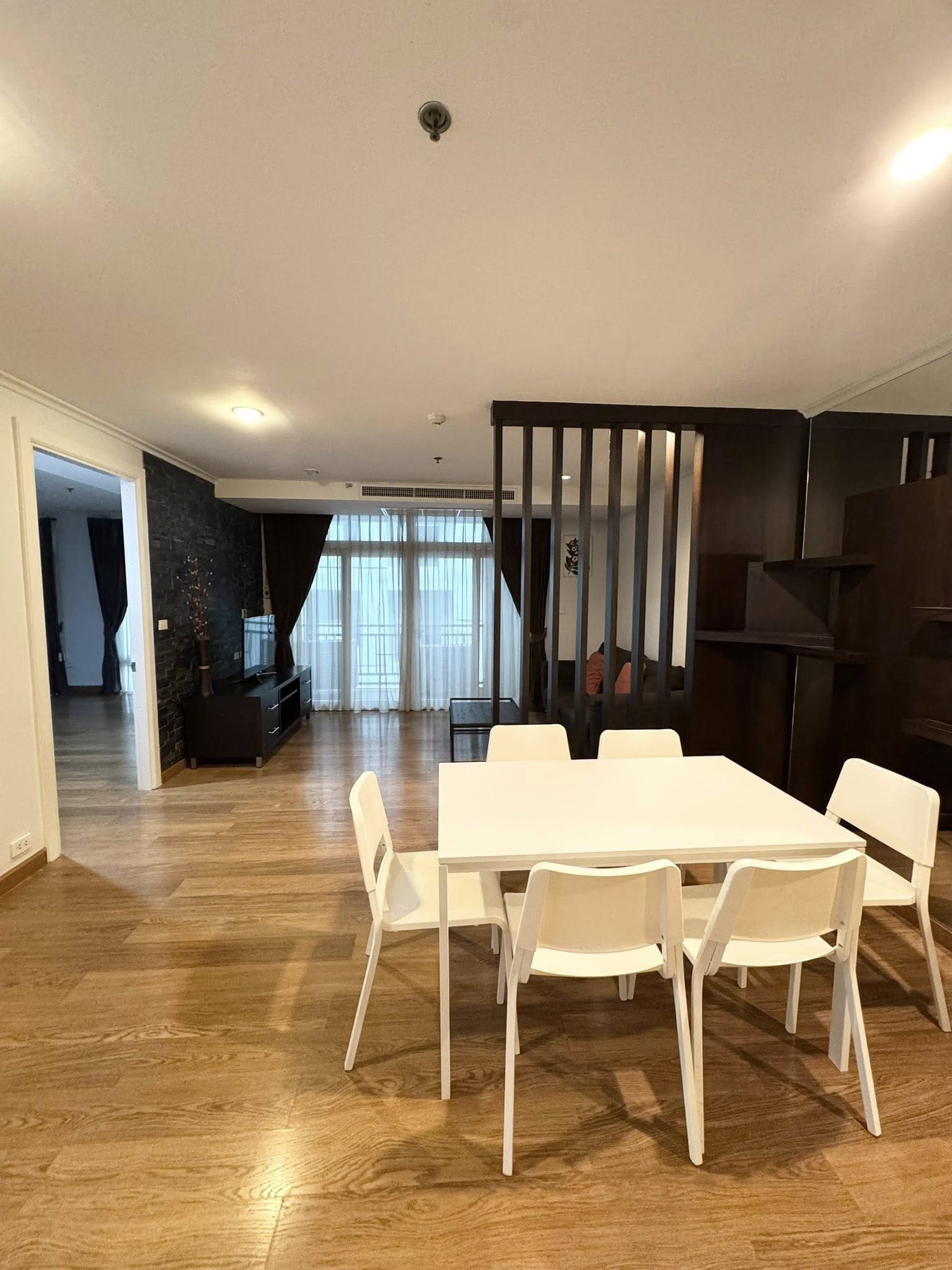 Wattana Suite