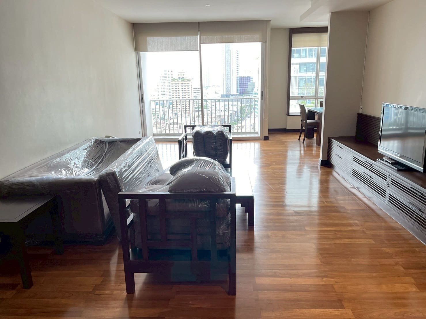 11 Vasu The Residence