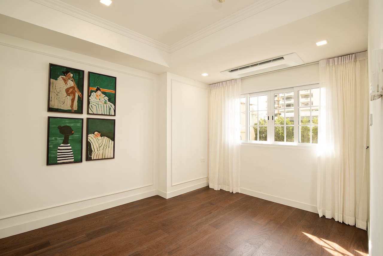 Supalai Place Sukhumvit 39